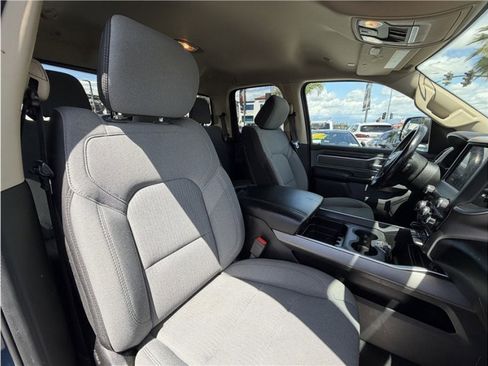 Used 2019 RAM 1500 Big Horn RWD image 34