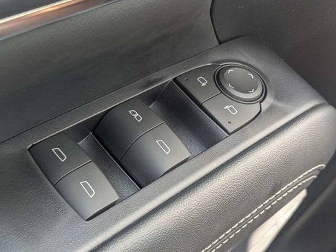 New 2027 GMC Terrain Elevation w/ Elevation Premium Package FWD image 27