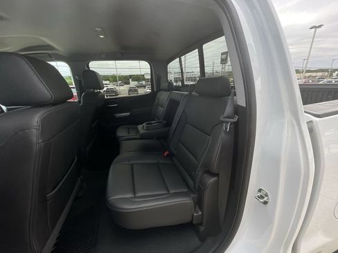 Used 2018 Chevrolet Silverado 1500 LT w/ All Star Edition RWD image 22