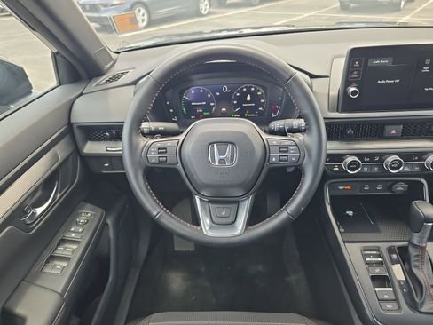 Used 2026 Honda CR-V TrailSport image 9
