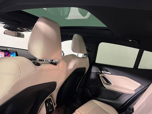 Used 2025 BMW X2 xDrive28i w/ Premium Package image 33