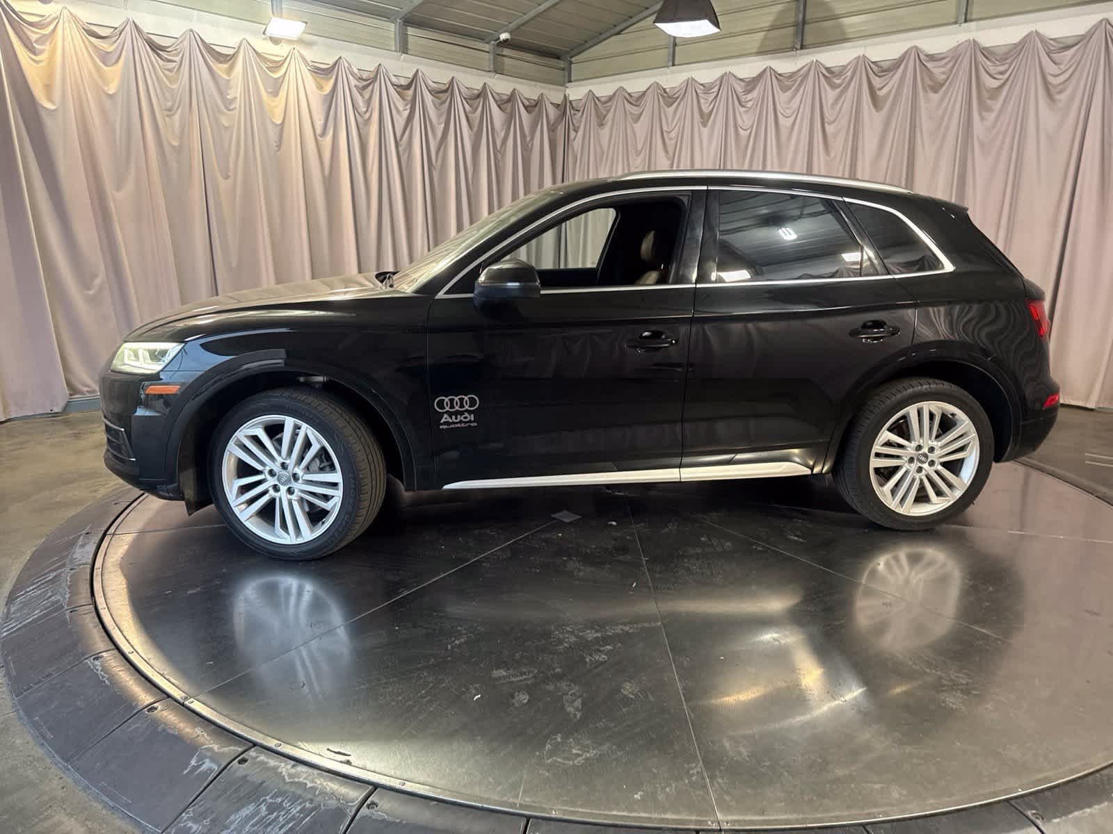 Used 2019 Audi Q5 2.0T Premium Plus w/ Premium Plus Package AWD/4WD image 6