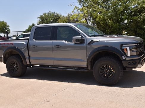 Certified 2025 Ford F150 Raptor AWD/4WD image 5