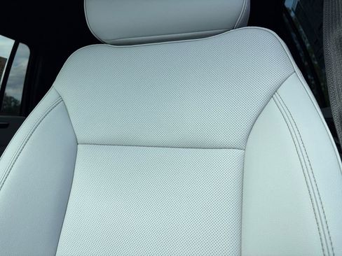 New 2026 Chevrolet Suburban Premier image 13