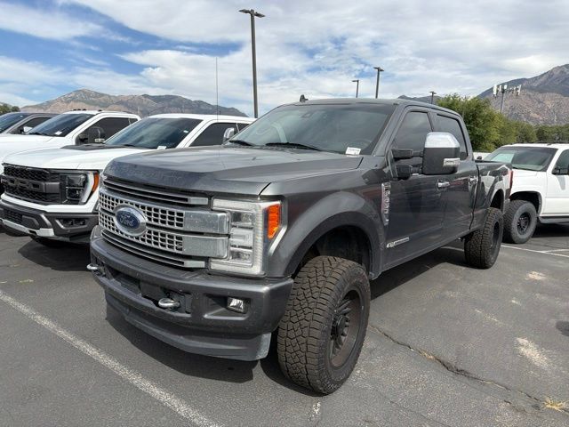Used 2019 Ford F350 Platinum w/ Platinum Ultimate Package AWD/4WD image 2