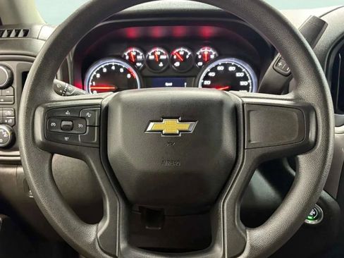 Used 2024 Chevrolet Silverado 2500 Custom w/ Custom Value Package image 15