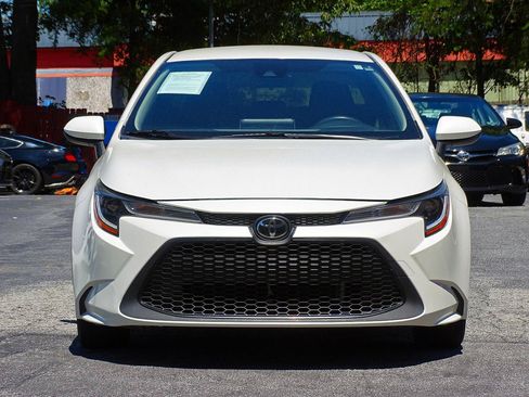 Used 2021 Toyota Corolla LE FWD image 8