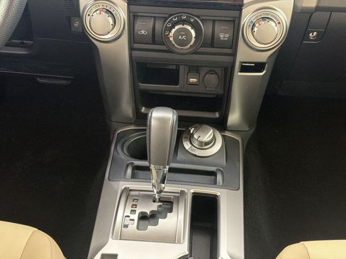 Used 2024 Toyota 4Runner SR5 Premium w/ Moonroof Package AWD/4WD image 18