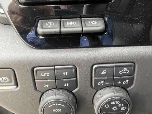 Used 2025 Chevrolet Silverado 1500 ZR2 w/ Technology Package image 12