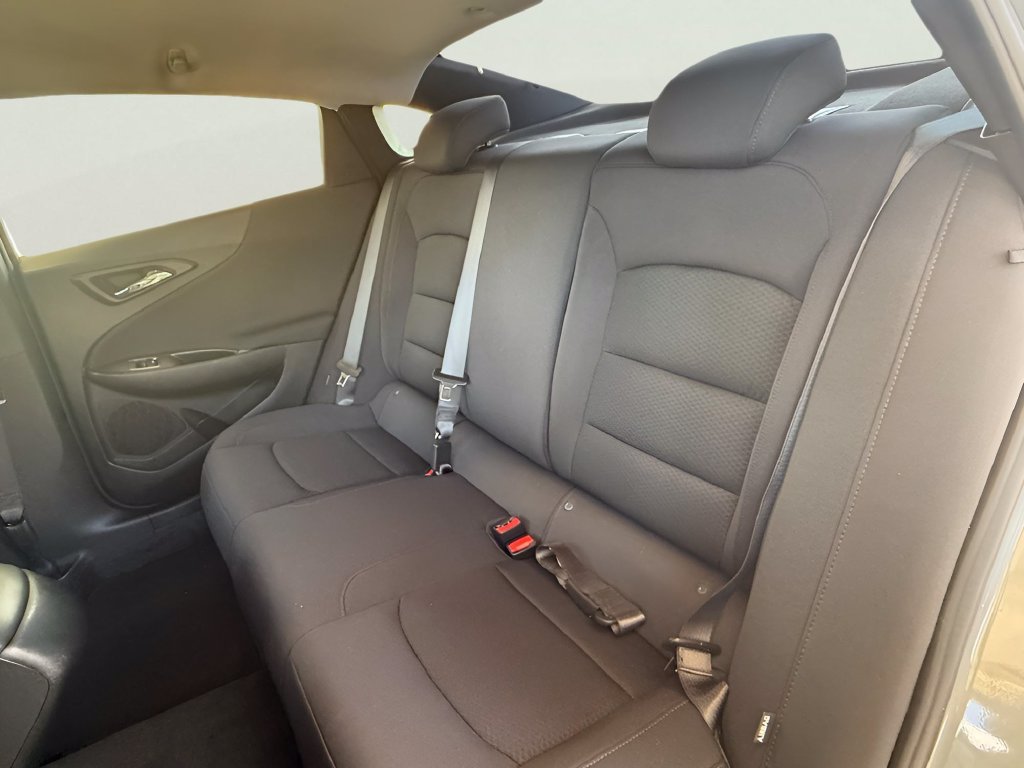 Used 2023 Chevrolet Malibu LS FWD image 31