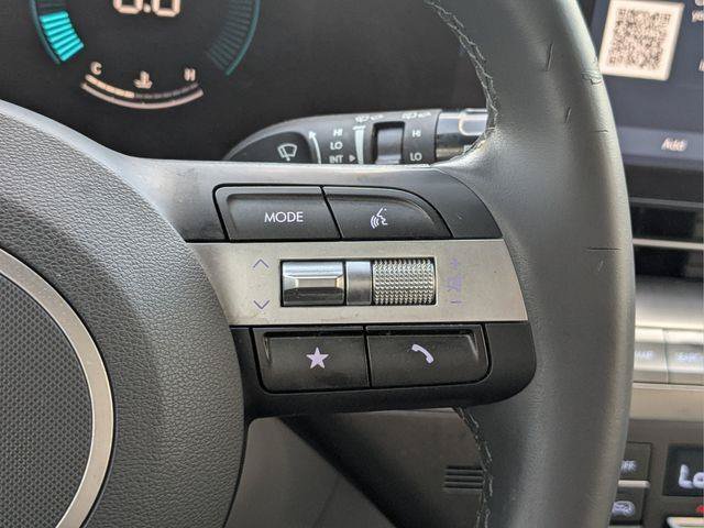 Used 2024 Hyundai Kona SEL FWD image 26