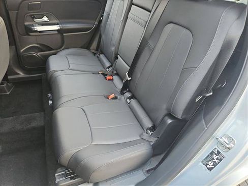 New 2026 Mercedes-Benz GLB 250 image 15