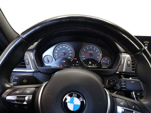 Used 2018 BMW M3 w/ Competition Package RWD image 29