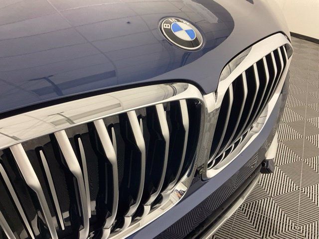 Used 2021 BMW X5 xDrive40i w/ Convenience Package AWD/4WD image 9