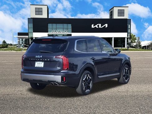Used 2025 Kia Telluride S AWD/4WD image 5