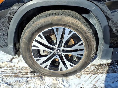 Certified 2025 Mercedes-Benz GLA 250 4MATIC image 10