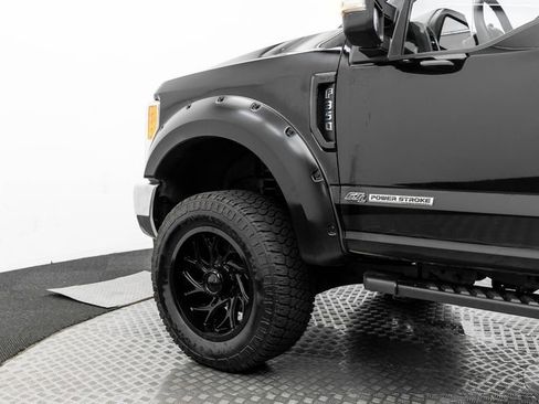 Used 2017 Ford F350 XLT w/ XLT Value Package image 39