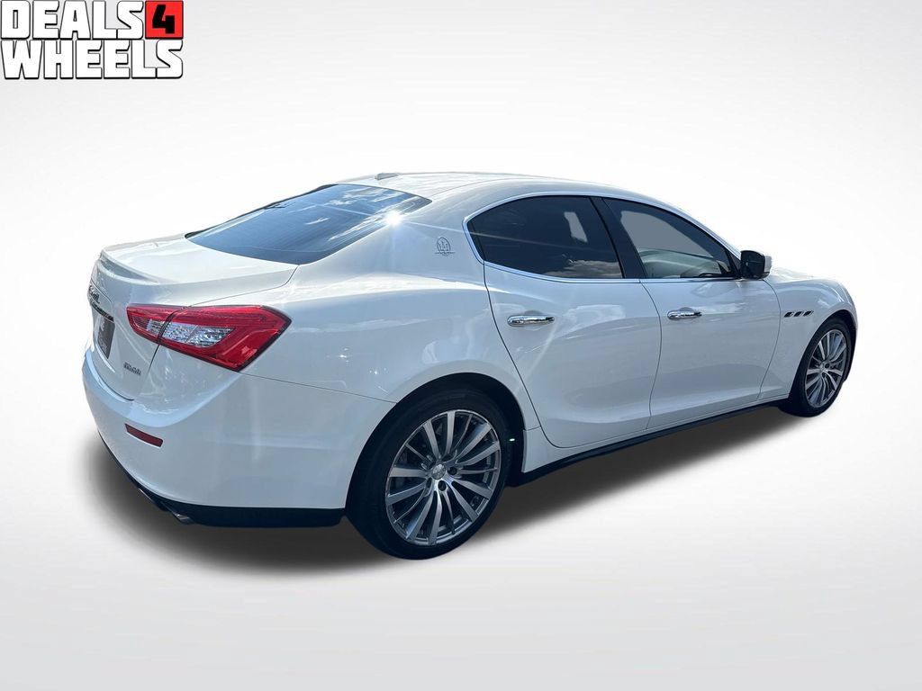 Used 2015 Maserati Ghibli RWD image 5