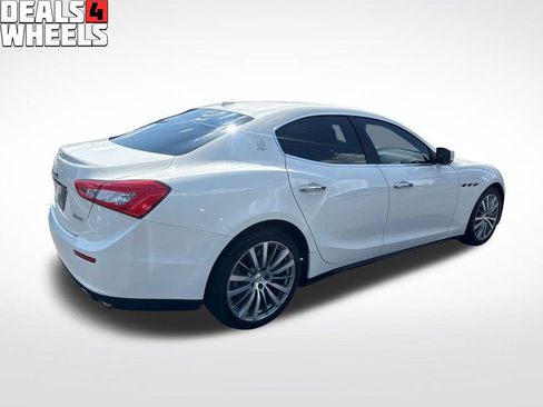 Used 2015 Maserati Ghibli RWD image 5