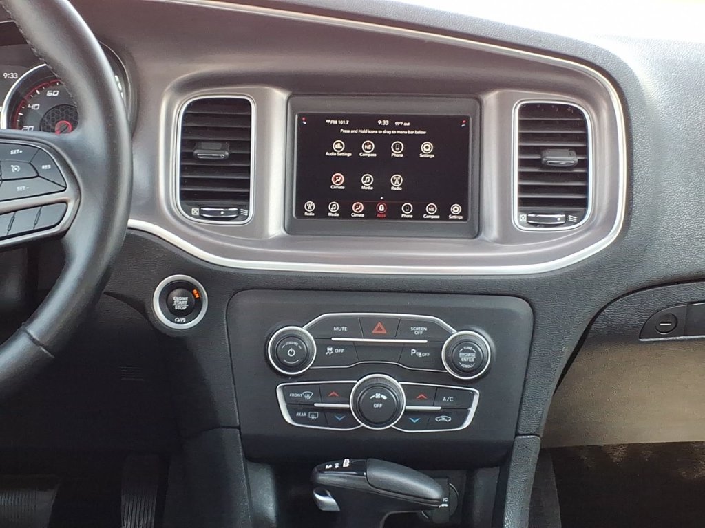 Used 2022 Dodge Charger SXT RWD image 18