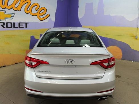 Used 2017 Hyundai Sonata SE FWD image 7