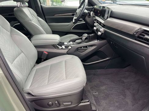Used 2024 Kia Telluride EX X-Line AWD/4WD image 13
