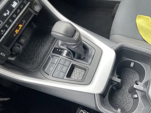 Certified 2023 Toyota RAV4 LE image 21