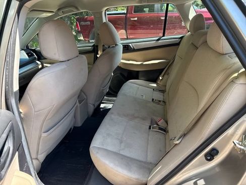 Used 2019 Subaru Outback 2.5i AWD/4WD image 13