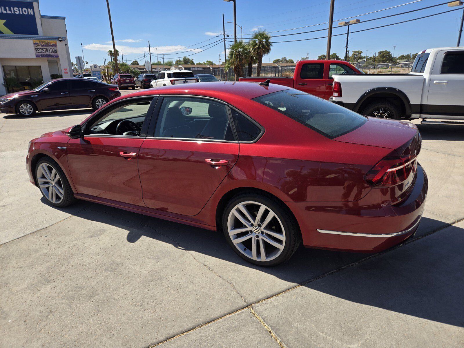 Used 2018 Volkswagen Passat 2.0T S FWD image 3