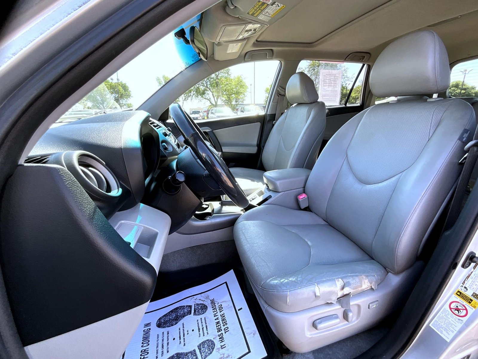 Used 2007 Toyota RAV4 Limited FWD image 12