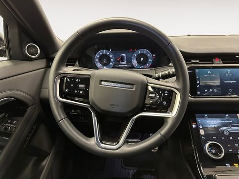 Used 2023 Land Rover Range Rover Evoque R-Dynamic SE image 12