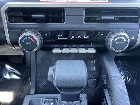 Used 2026 Toyota Tacoma SR5 AWD/4WD image 19