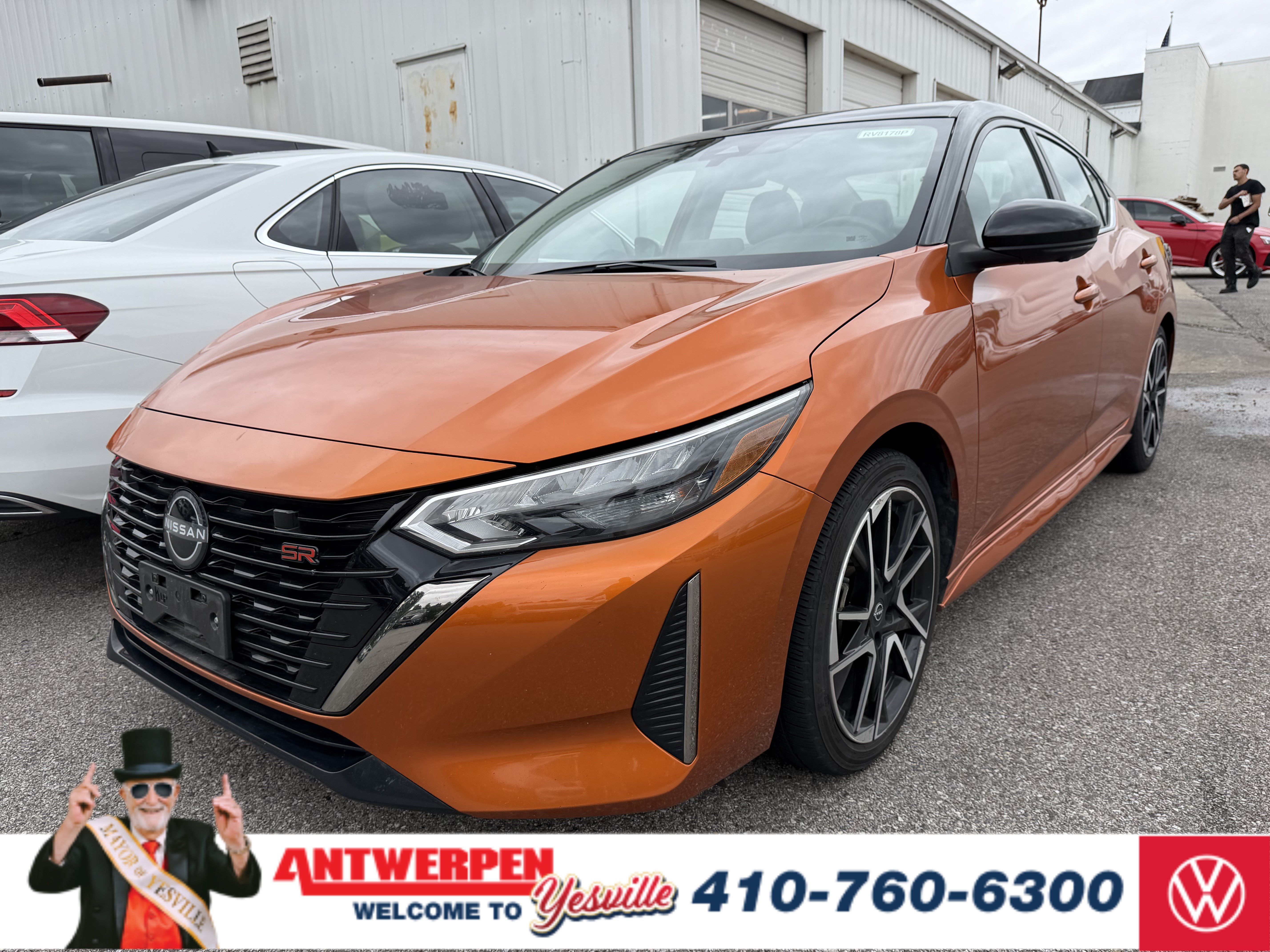 Used 2025 Nissan Sentra SR w/ SR Premium Package FWD image 1