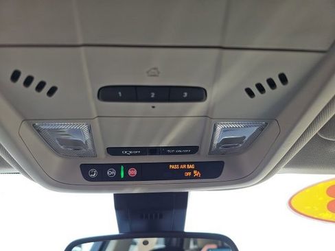 Used 2023 GMC Terrain Denali image 53