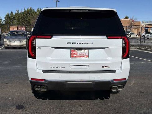 New 2026 GMC Yukon XL Denali w/ Denali Reserve Package image 28