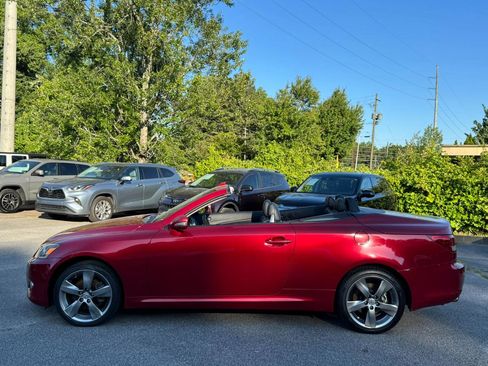 Used 2011 Lexus IS 250C w/ Luxury Pkg RWD image 4