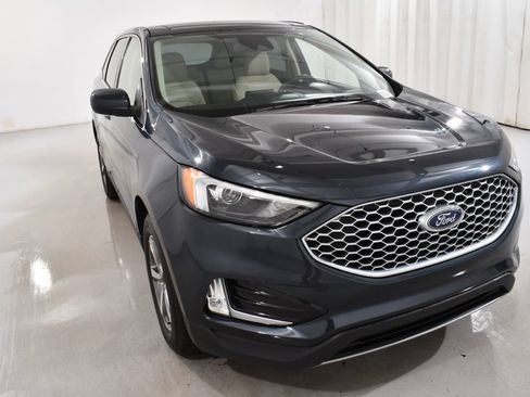 Used 2024 Ford Edge SEL w/ Convenience Package AWD/4WD image 4