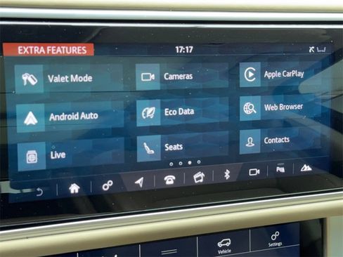 Used 2020 Land Rover Range Rover Long Wheelbase HSE image 21