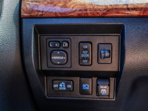 Used 2020 Toyota Tundra 1794 Edition AWD/4WD image 19