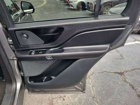 Used 2024 Lincoln Aviator Reserve image 31