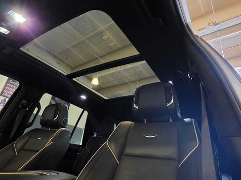 Certified 2023 Cadillac Escalade Sport AWD/4WD image 22