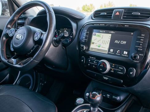 Used 2018 Kia Soul ! w/ Tech Package image 17