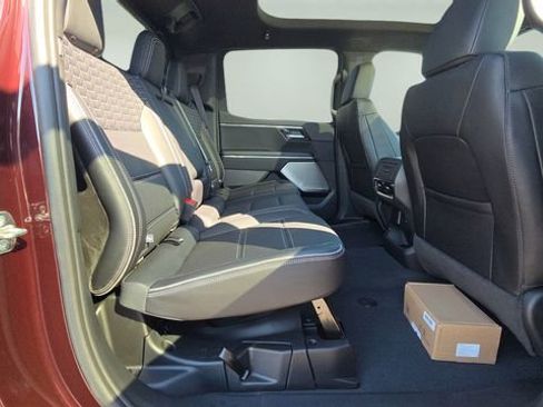 New 2025 GMC Sierra EV Denali image 16