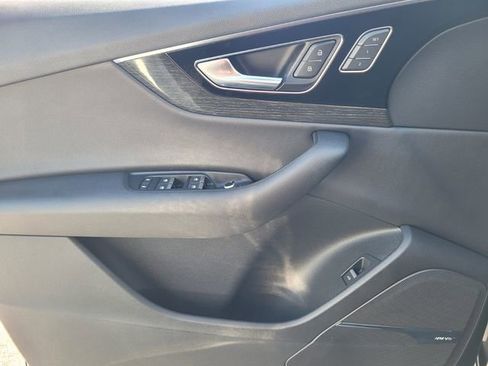 Used 2019 Audi Q7 3.0T Prestige image 21