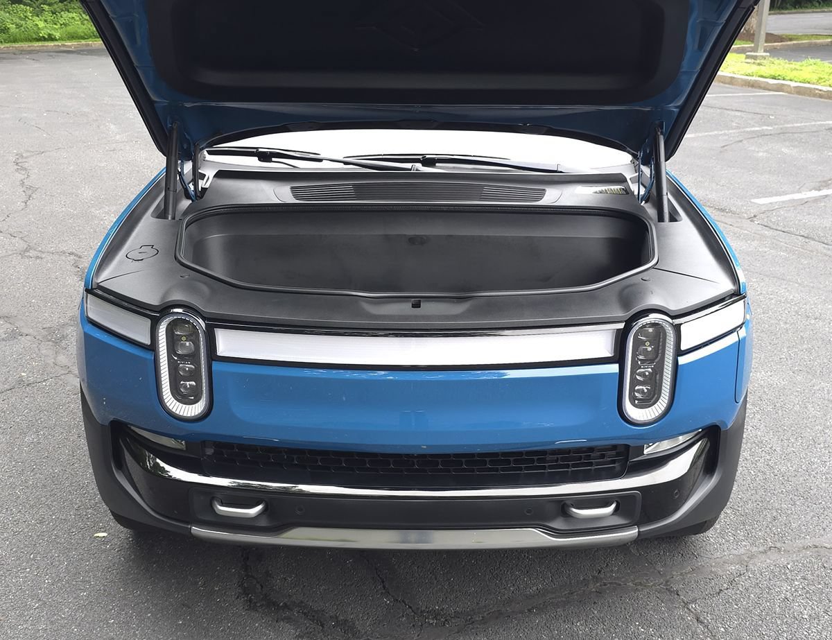 Used 2023 Rivian R1T Adventure Dual AWD/4WD image 69