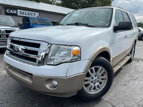 Used 2013 Ford Expedition XLT RWD image 1