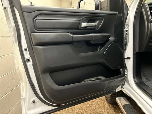 Used 2019 RAM 1500 Tradesman AWD/4WD image 11