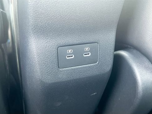 New 2026 Nissan Kicks SR FWD image 26