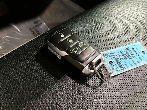 Used 2020 RAM 1500 Laramie w/ Sport Appearance Package AWD/4WD image 15