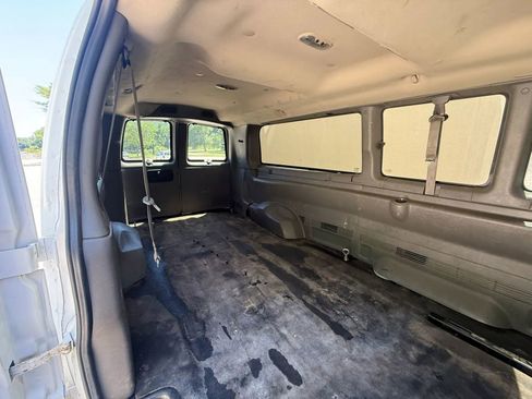 Used 2014 Chevrolet Express 3500 LT w/ LT Preferred Equipment Group RWD image 10